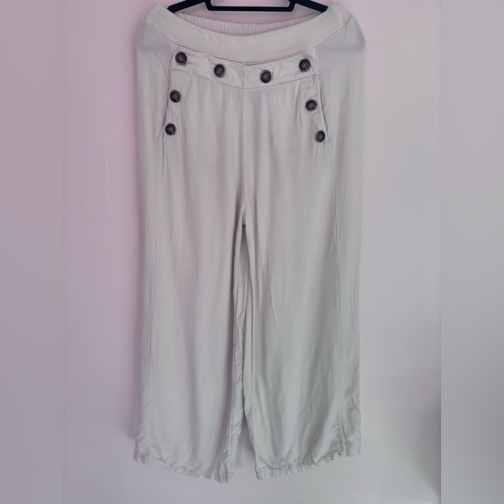 Button-Accent Wide Leg Pants -